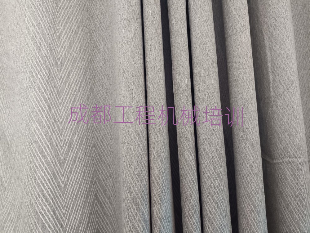 ɶۯ^(q)܇(ch)CĂ(g)W(xu)Уʮһ[Rx